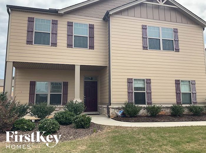 1st image of 150 Oakwood Dr