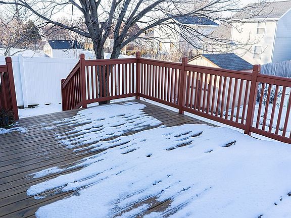 Backyard - Deck 2