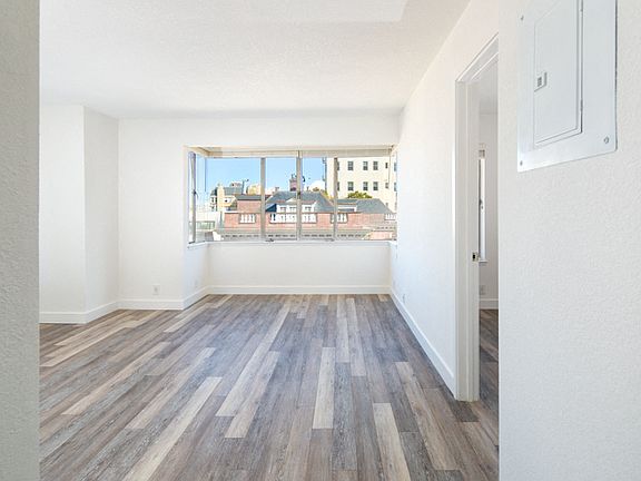 5th image of 2200 Jackson St #2081447