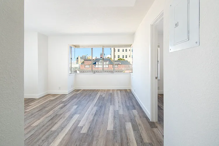 2200 Jackson St — Photo 5
