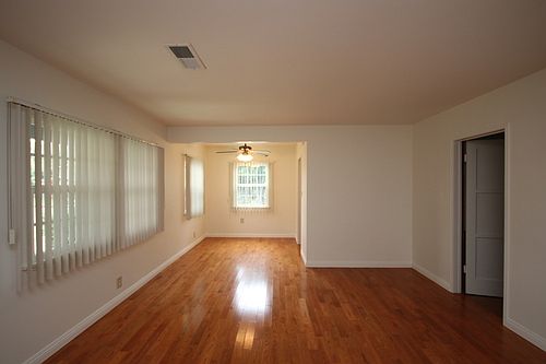 4th image of 1355 N Holliston Ave