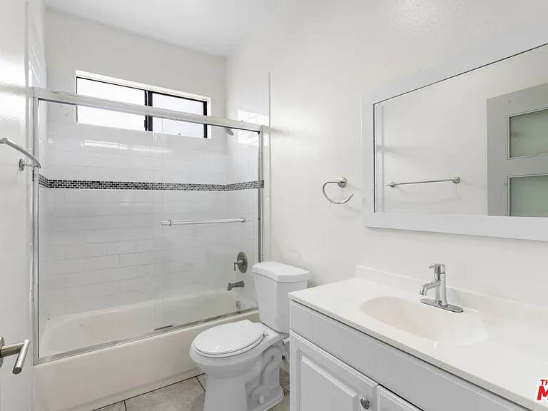 424 S Westmoreland Ave #306 — Photo 31