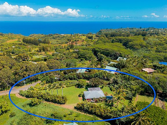 2nd image of 44 N Honokala Rd