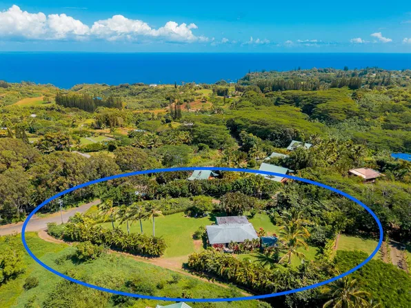 44 N Honokala Rd, Haiku, HI 96708
