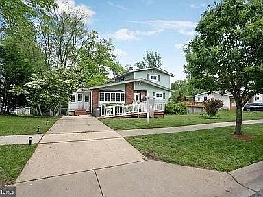 4th image of 715 Fletcher Pl