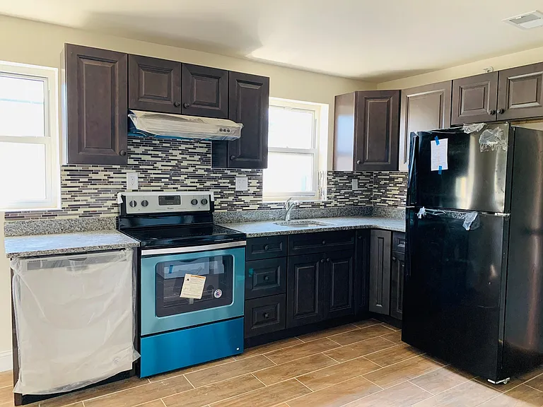 1018 Callowhill St #2B — Photo 3
