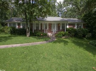 15 Evergreen Ct, Little Rock, AR 72227