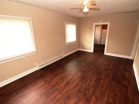 3rd image of 948 N Kealing Ave #A