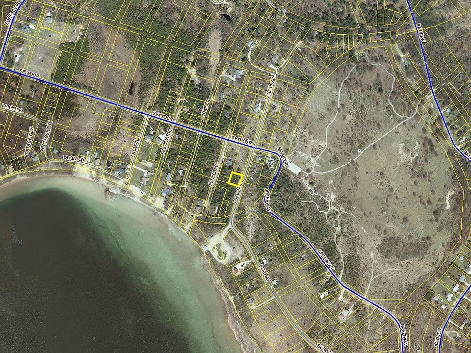 1st image of Lake Park Dr
