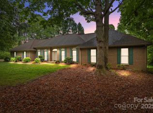 8368 Fairfield Forest Rd, Denver, NC 28037