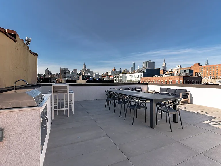 202 Avenue A #2 — Photo 26