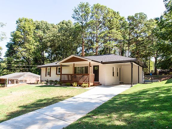 4th image of 3069 Rita Way SE