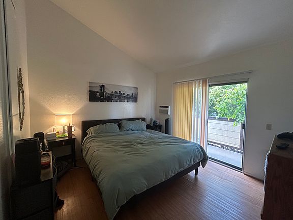 4th image of 238 Avocado St APT G