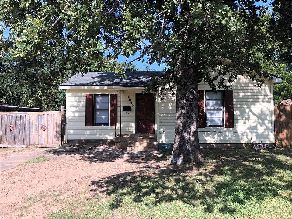 1st image of 3046 Oakwood St