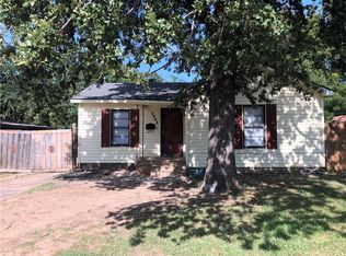3046 Oakwood St, Haltom City, TX 76117