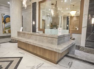 30 Elm Dr W #3201, Mississauga, ON L5B 0N6