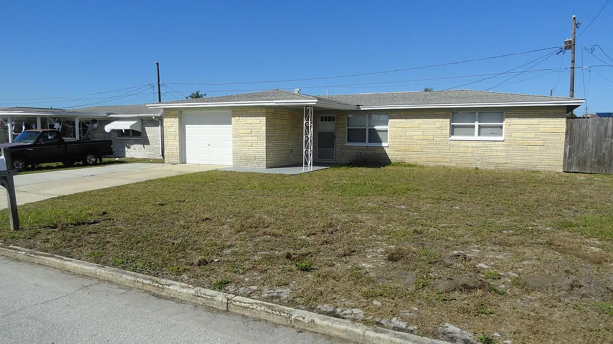 Building Photo - Cherrywood Dr