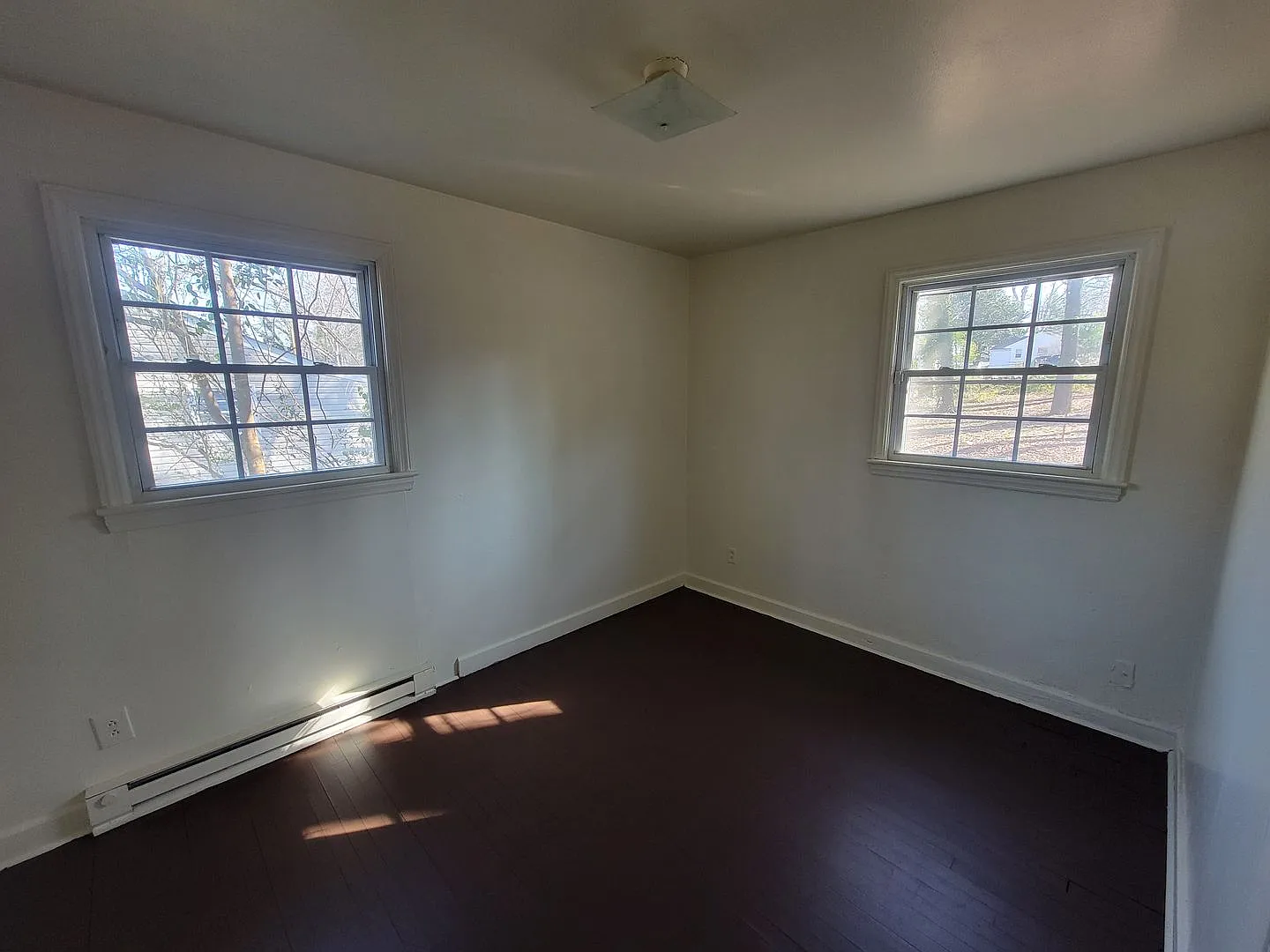 2907 Dexter Ave — Photo 3