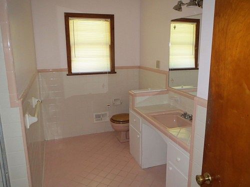 3rd image of 1106 Nahm Dr