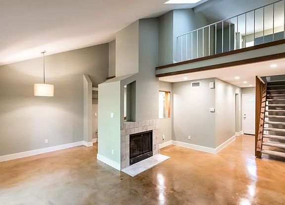 2nd image of 1606 Summer Creek Ct #B