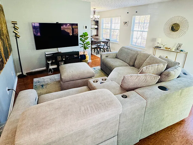 133 Oak Grove Pl — Photo 3