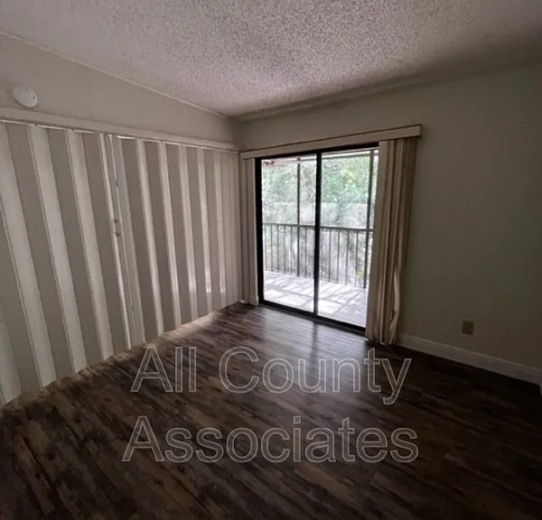 3277 Fox Chase Cir N #211 — Photo 9