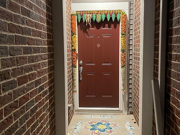 2nd image of 525 Watercress Dr