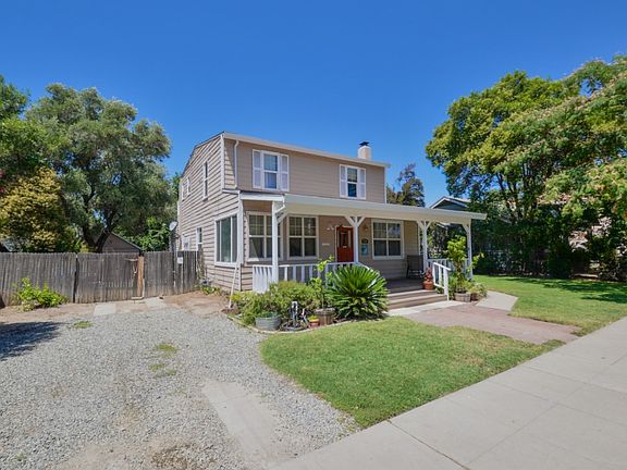 3rd image of 820 G St