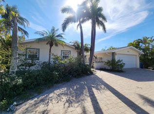 511 56th St, Holmes Beach, FL 34217