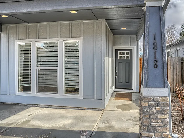 1818 S Grant Ave — Photo 4