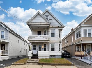 106 Elm St, Schenectady, NY 12304