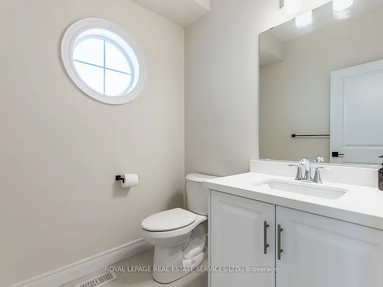42 Beachwalk Cres — Photo 6