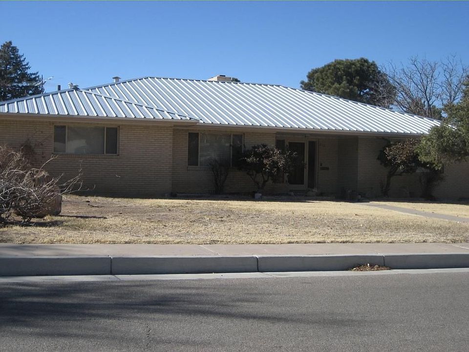 1st image of 813 Morningside Dr NE