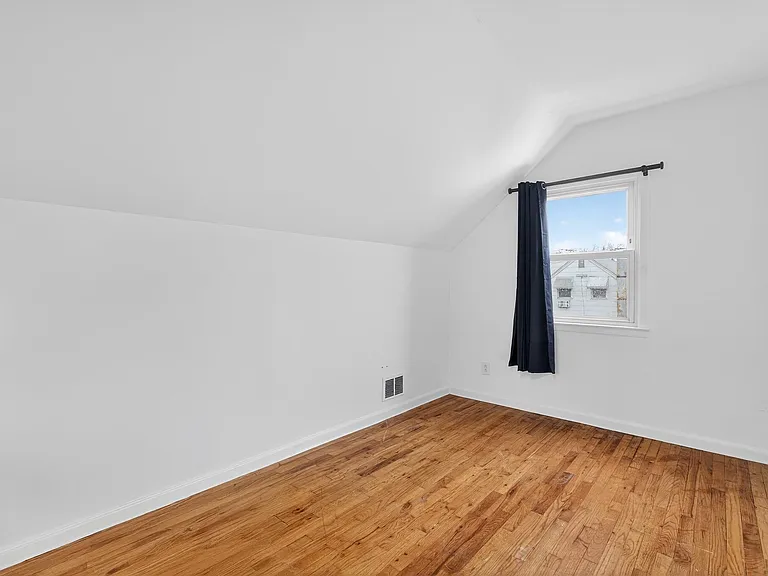 16 Crossgate Rd #2 — Photo 9
