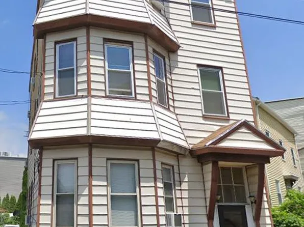 16 Leeds St #2, South Boston, MA 02127