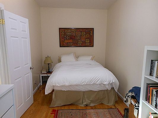 3rd image of 483 Warren St #2A