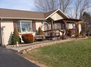 628 N Main St, Viola, WI 54664