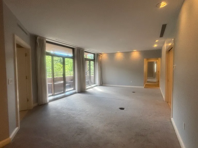 99-60 Florence St #3D — Photo 13