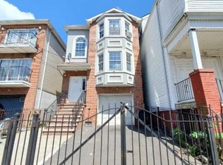 24 22nd St #2D, Irvington, NJ 07111