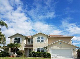 104 Hinchman Ave, Sebastian, FL 32958