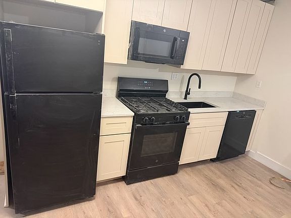 New kitchen, all new appliances including dishwasher and microwave. Granite countertops