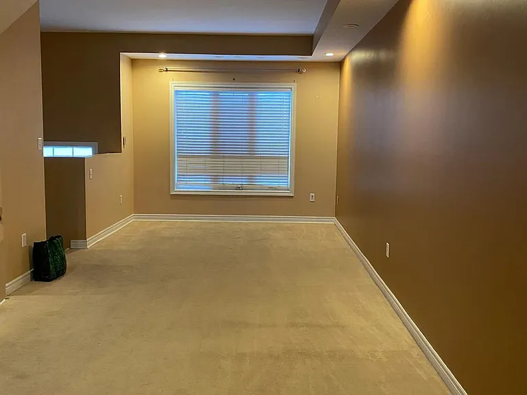 1250 Saint Martins Dr W #12 — Photo 10