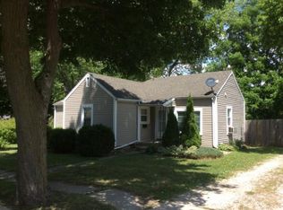 402 N Elizabeth St, Angola, IN 46703