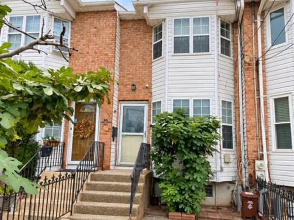 75 Saint Marys Ave, Staten Island, NY 10305