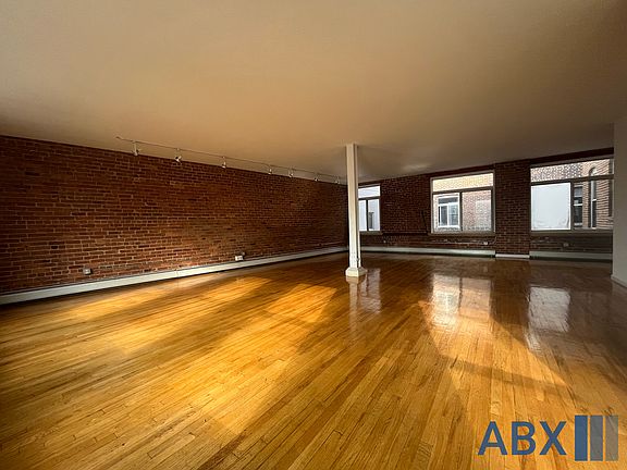 5th image of 425 Keap St APT 6D
