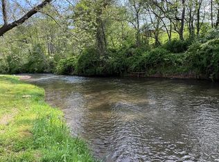 77-5-13 Gambetta Rd, Galax, VA 24333