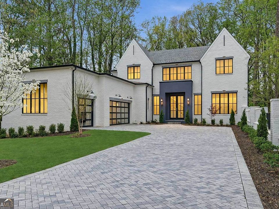 1st image of 393 Karen Dr