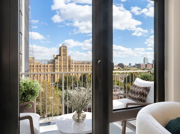 19 Rockwell Place image 7 of 23