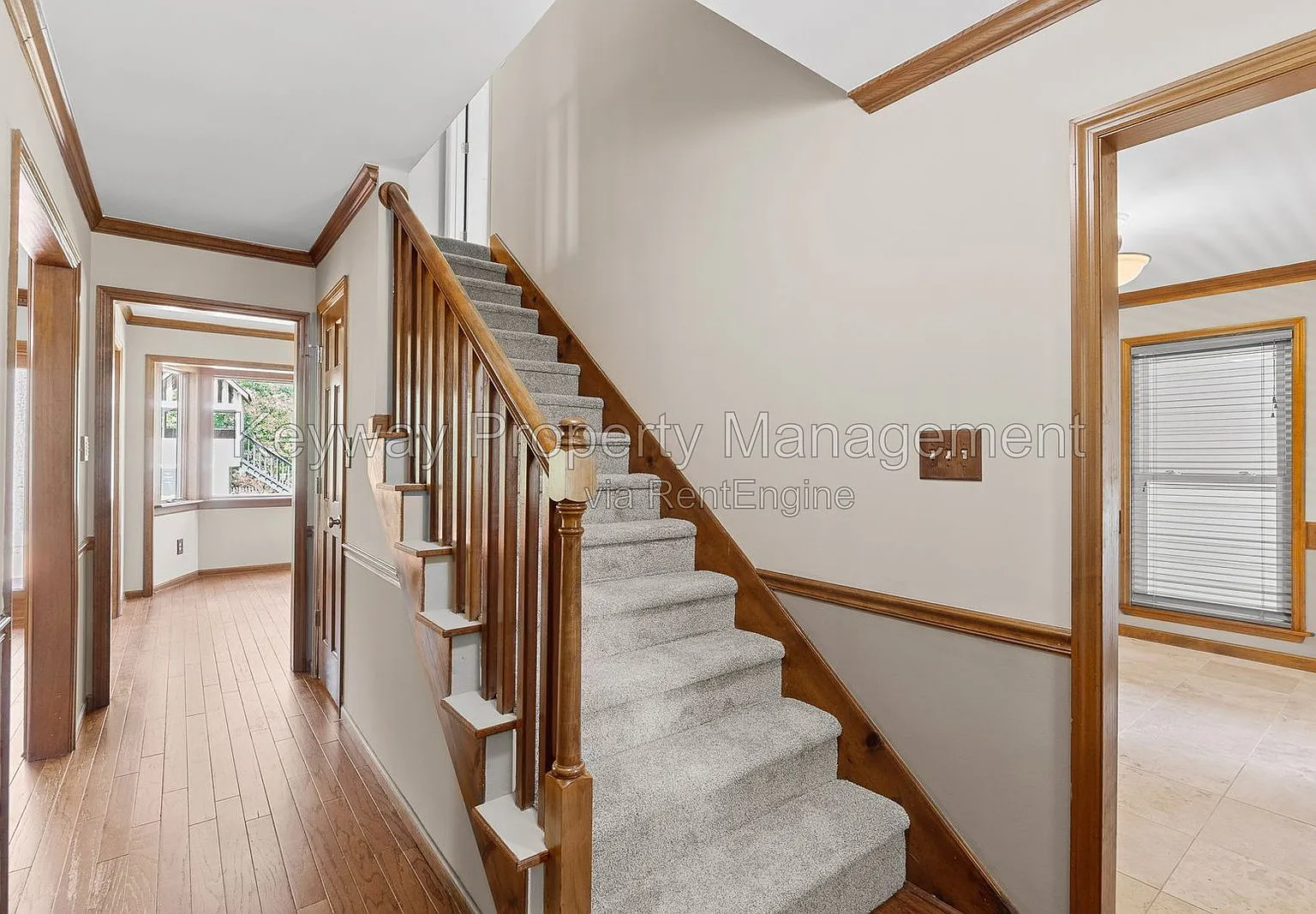 3 bed, 2.5 bath, 1700 sqft, $1,885 — Photo 4