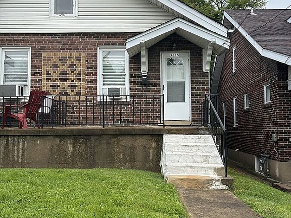 2nd image of 7115 Glades Ave